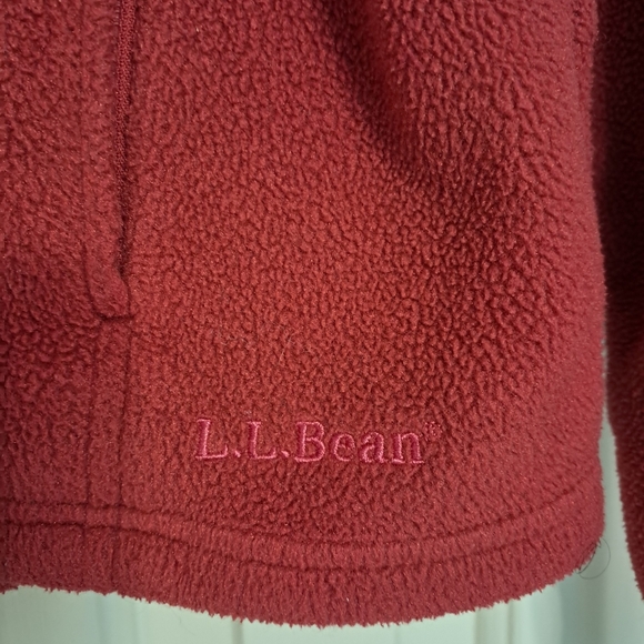 LL Bean Vintage Pullover Size Medium EUC - Picture 3 of 8